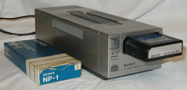 Ladeger&auml;t / Netzteil mit Akku f&uuml;r SL-F1